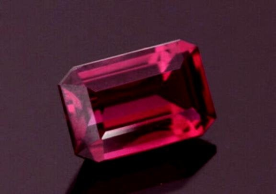 RARE Ceylon NATURAL UNTREATED VVS clean top pigeon blood red precision emerald cut Spinel from Sri Lanka 1.70ct.