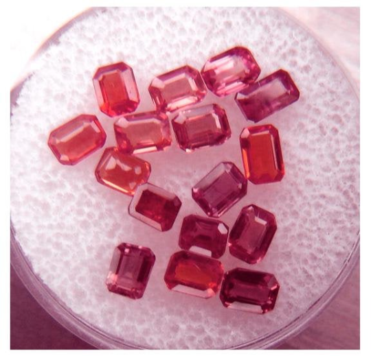 Ceylon NATURAL UNTREATED VS-VVS clean orangish-red precision emerald cut Sapphire parcel from Sri Lanka 1.00ct.