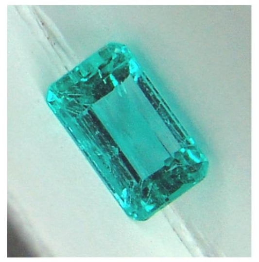 Emerald. 0.56 ct. hot Mun. from Chivor, Colombia